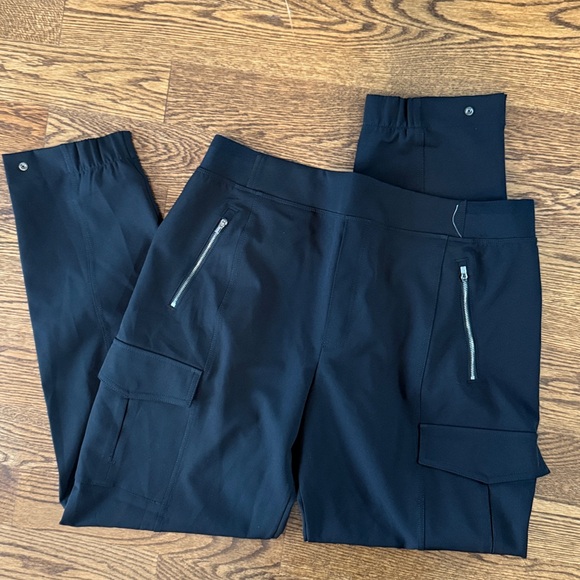 Athleta black Endless Cargo Pocket Athleisure Jogger Pants Sz 16 tall #467187 - Picture 7 of 13